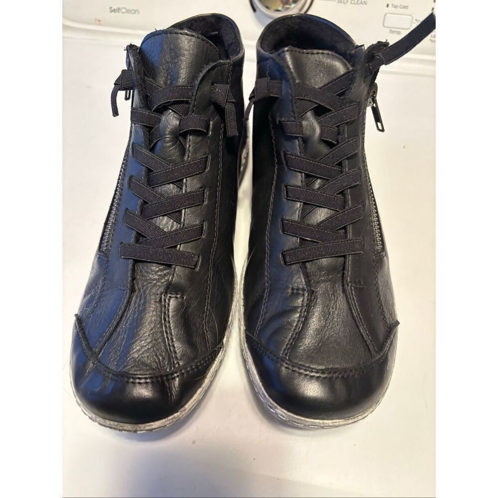 Remonte Soft Leather Sneakers